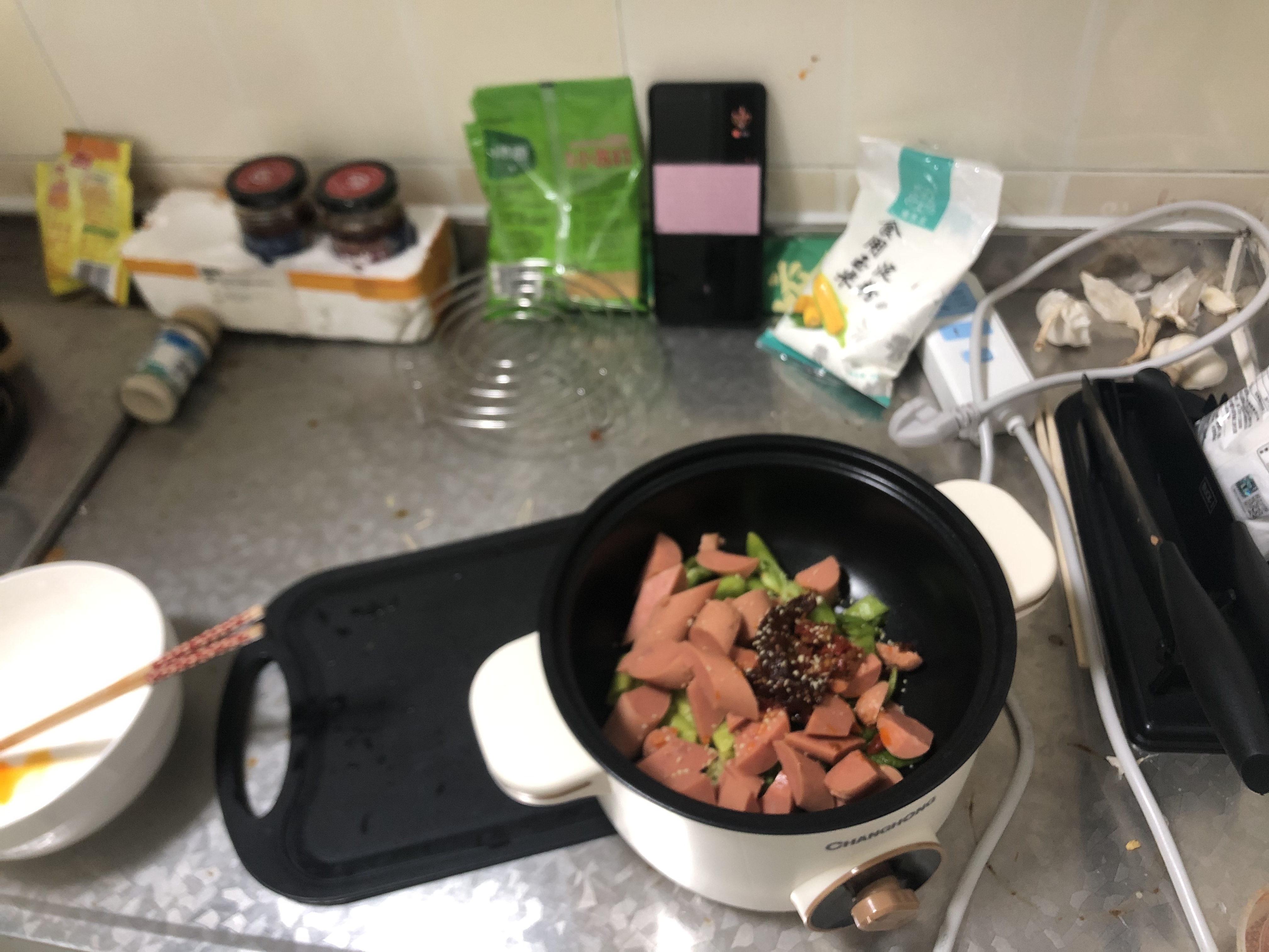 晚上回来边做饭边上课